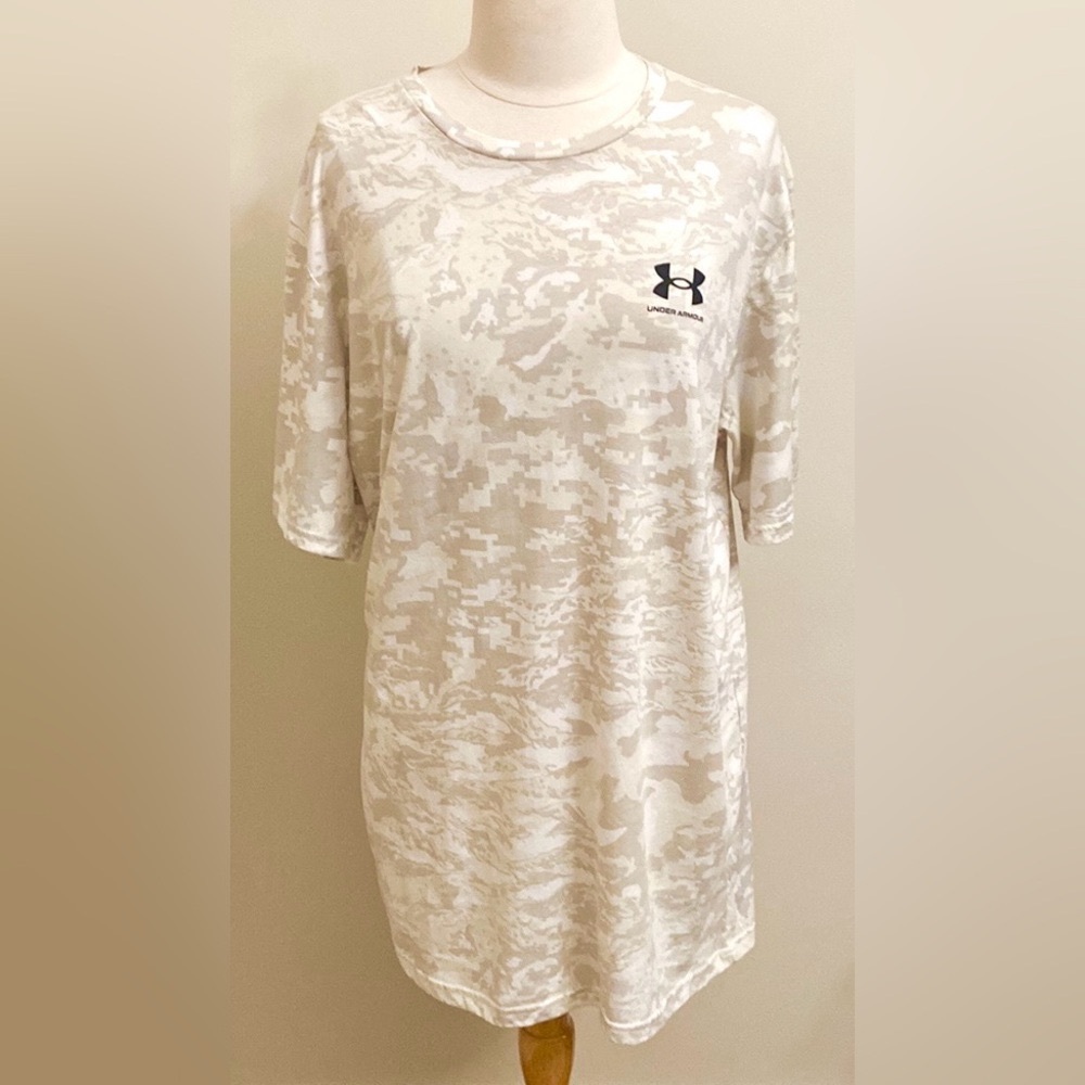 Under Armour Men’s ABC Camo Cream Taupe XXL Gorpcore Streetwear Tactical T-Shirt